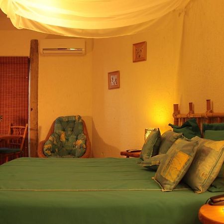 Bangalore Suites Garopaba Exteriör bild
