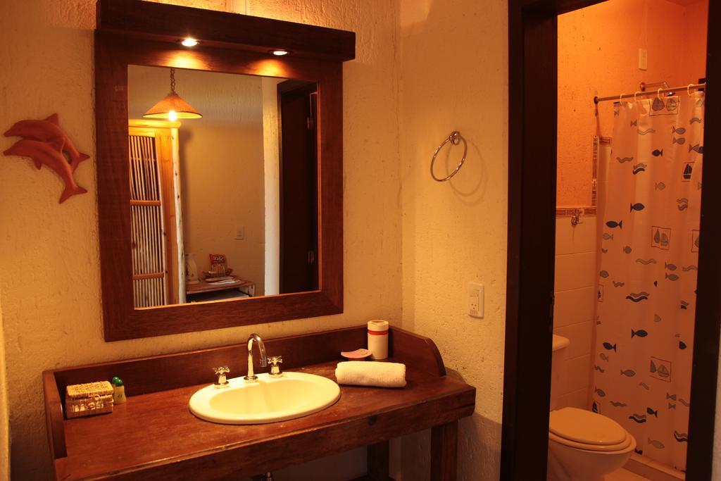 Bangalore Suites Garopaba Exteriör bild