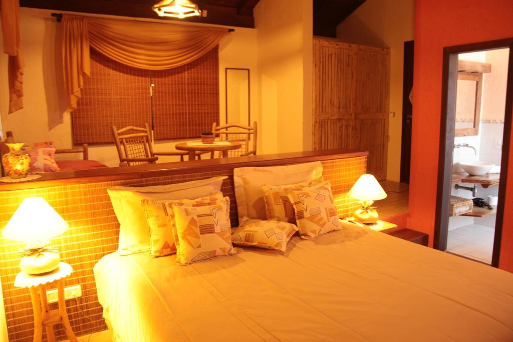 Bangalore Suites Garopaba Exteriör bild